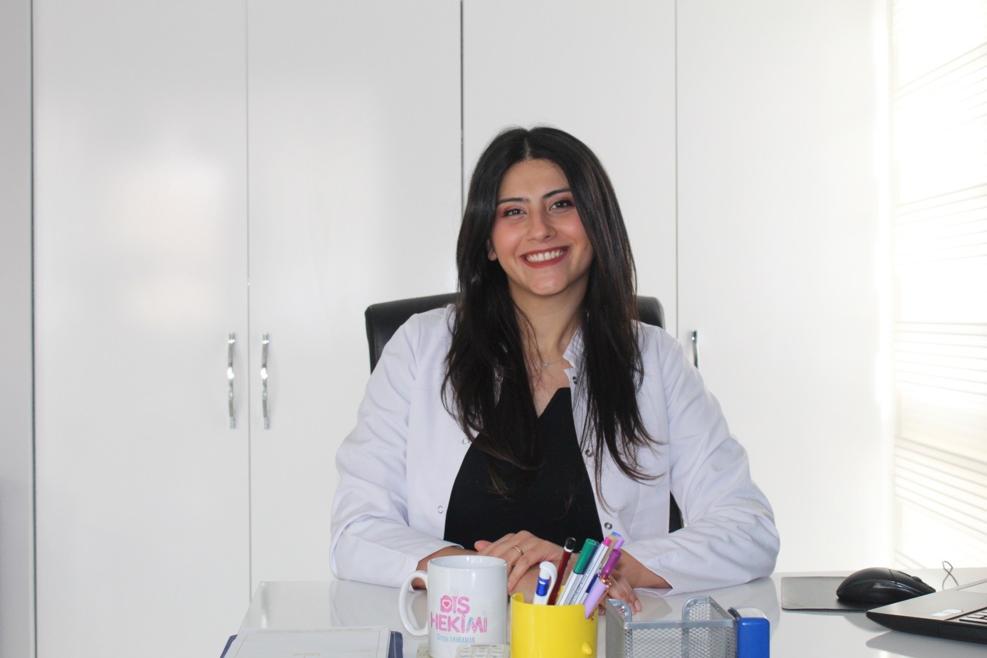 Dt. Simge ÖZÇELİK
